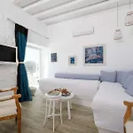 Visionresidences Paros Feriehus *