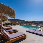 Visionresidences Paros بيت للعطل *