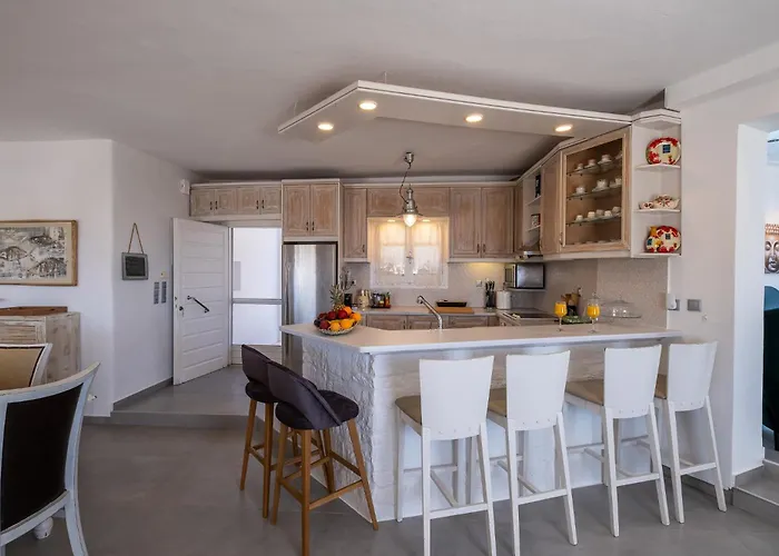 Tatil Evi 3 Season Páros